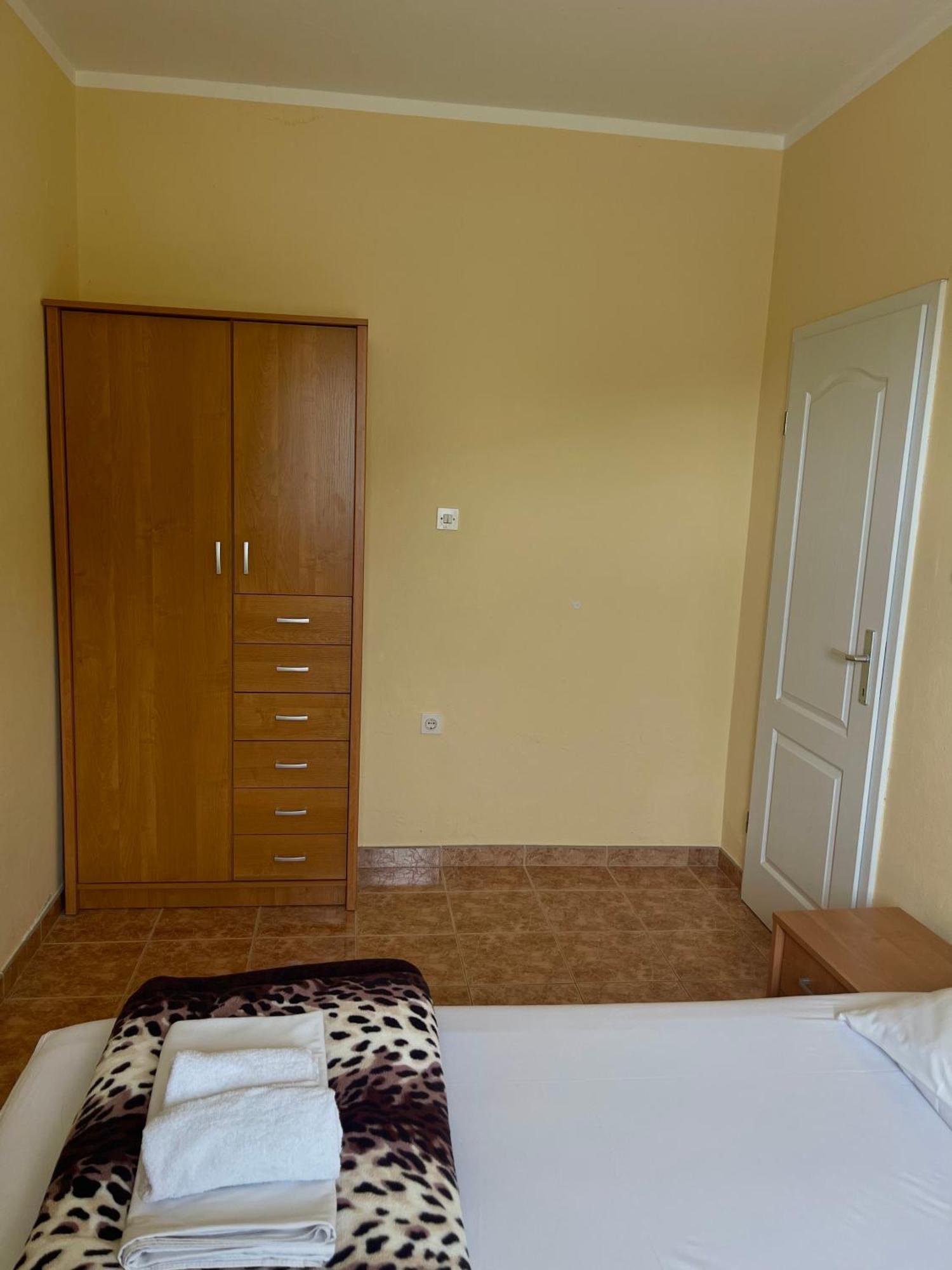 Hotel Kuca Radovic Budva Exterior foto
